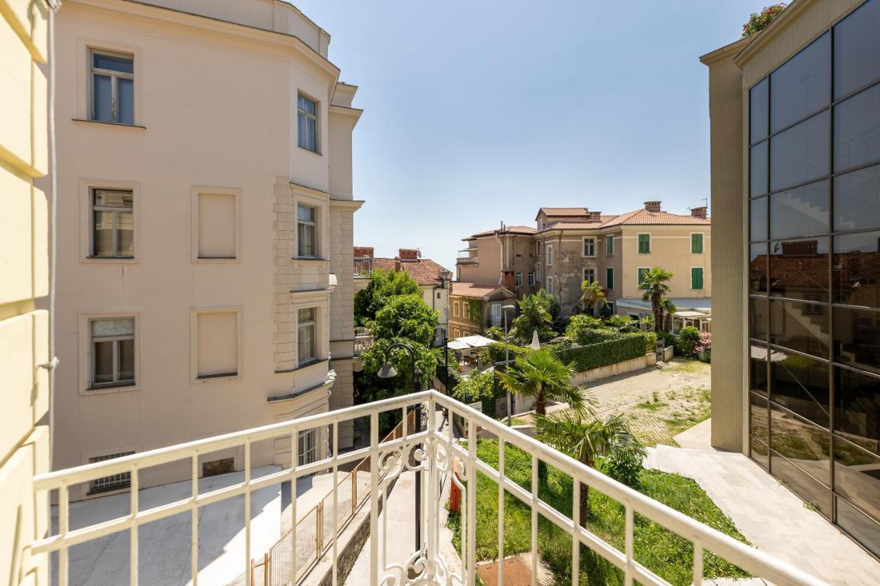Apartments Liburnija Opatija Extérieur photo