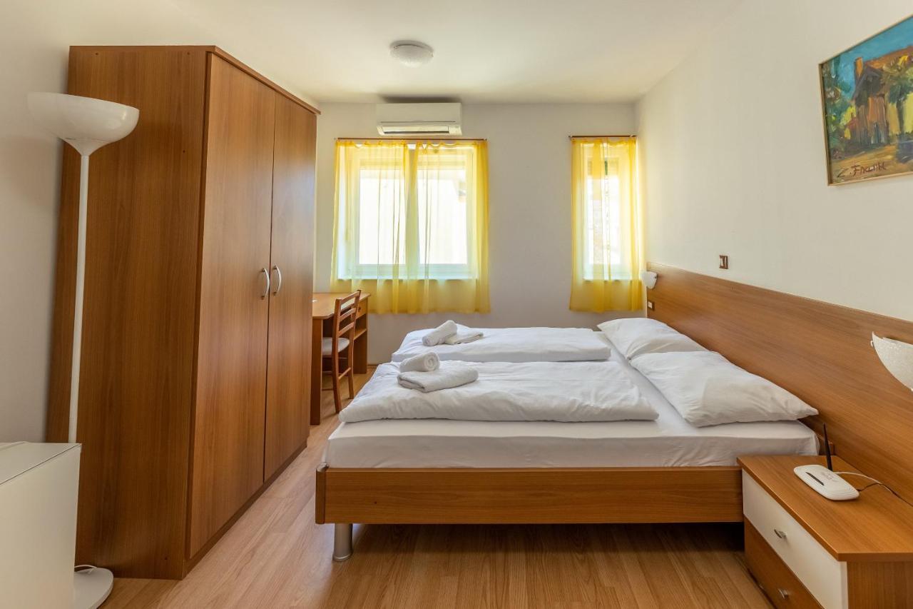 Apartments Liburnija Opatija Extérieur photo